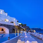 Canaves - Small Luxury Of The World