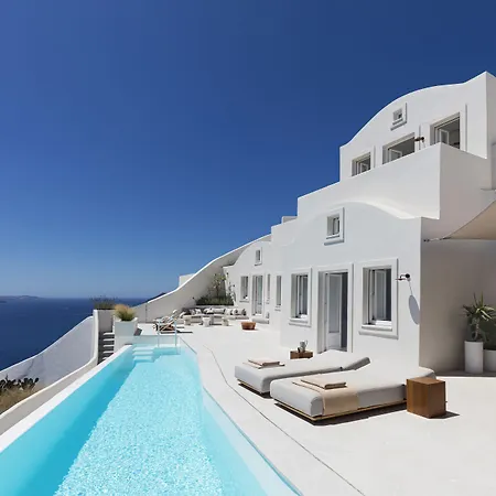 Canaves - Small Luxury Of The World