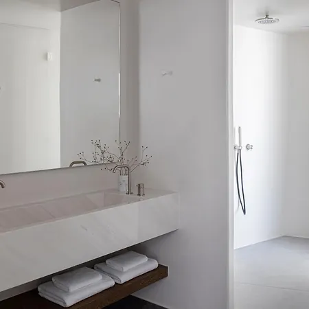 Hotel Canaves - Small Luxury Of The World
