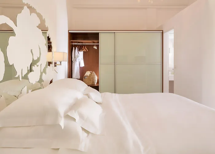 Canaves - Small Luxury Of The World Oia