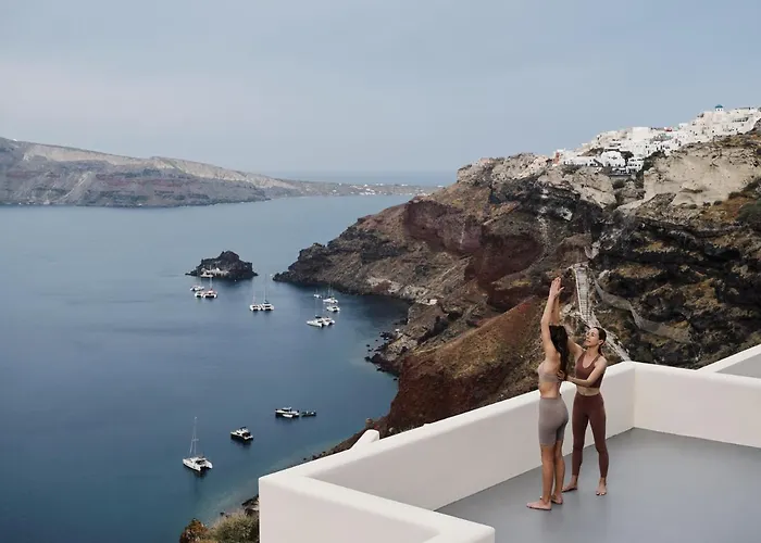 Canaves - Small Luxury Of The World