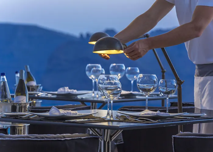 Canaves - Small Luxury Of The World Oia