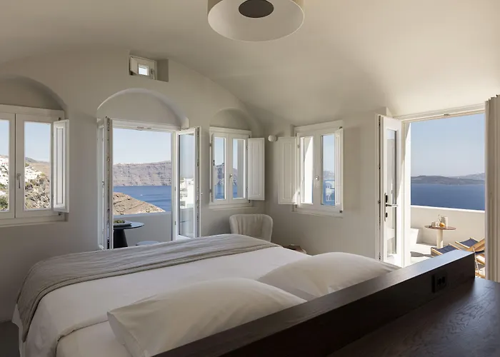 Canaves - Small Luxury Of The World Oia