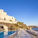 Canaves - Small Luxury Of The World