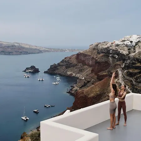 Canaves - Small Luxury Of The World