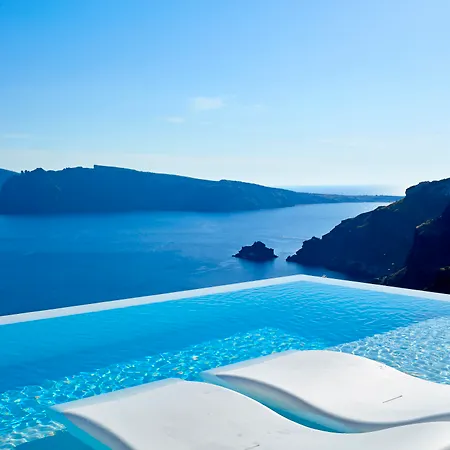 Canaves - Small Luxury Of The World