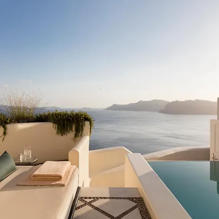 Canaves - Small Luxury Of The World