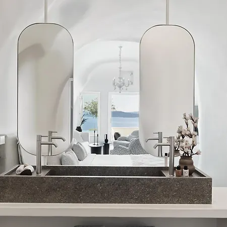 Canaves - Small Luxury Of The World Oia